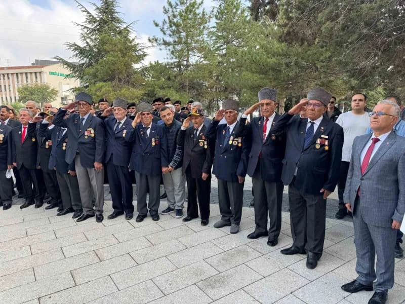 Konya’nın Ereğli ilçesinde 19 Eylül Gaziler Günü düzenlenen törenle kutlandı.