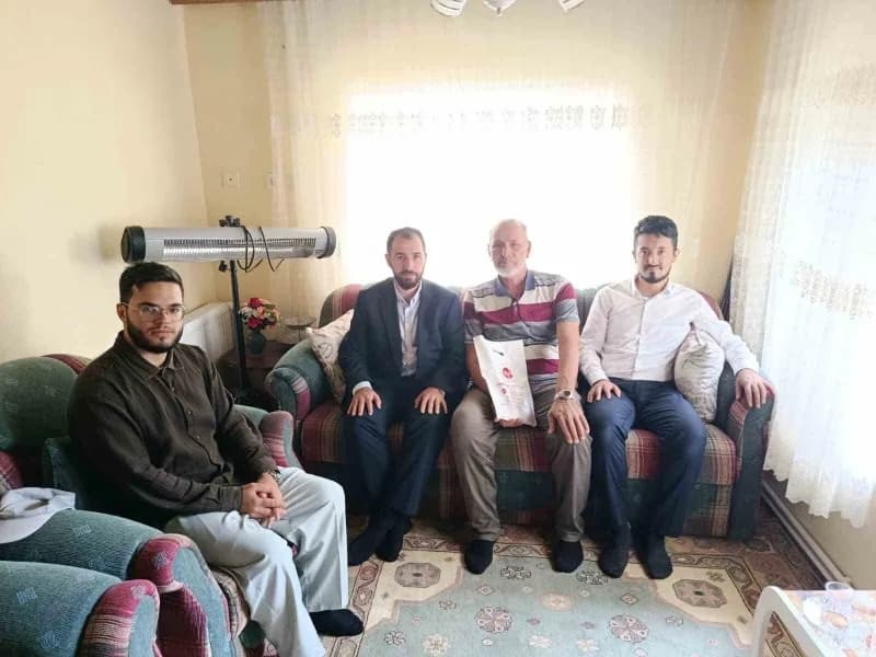 Derebucak ilçesinde Gaziler evlerinde ziyaret edildi.