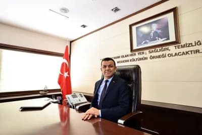 Denizli Büyükşehir Belediye Başkanı Bülent Nuri Çavuşoğlu, Gaziler Günü mesajı yayımlarken