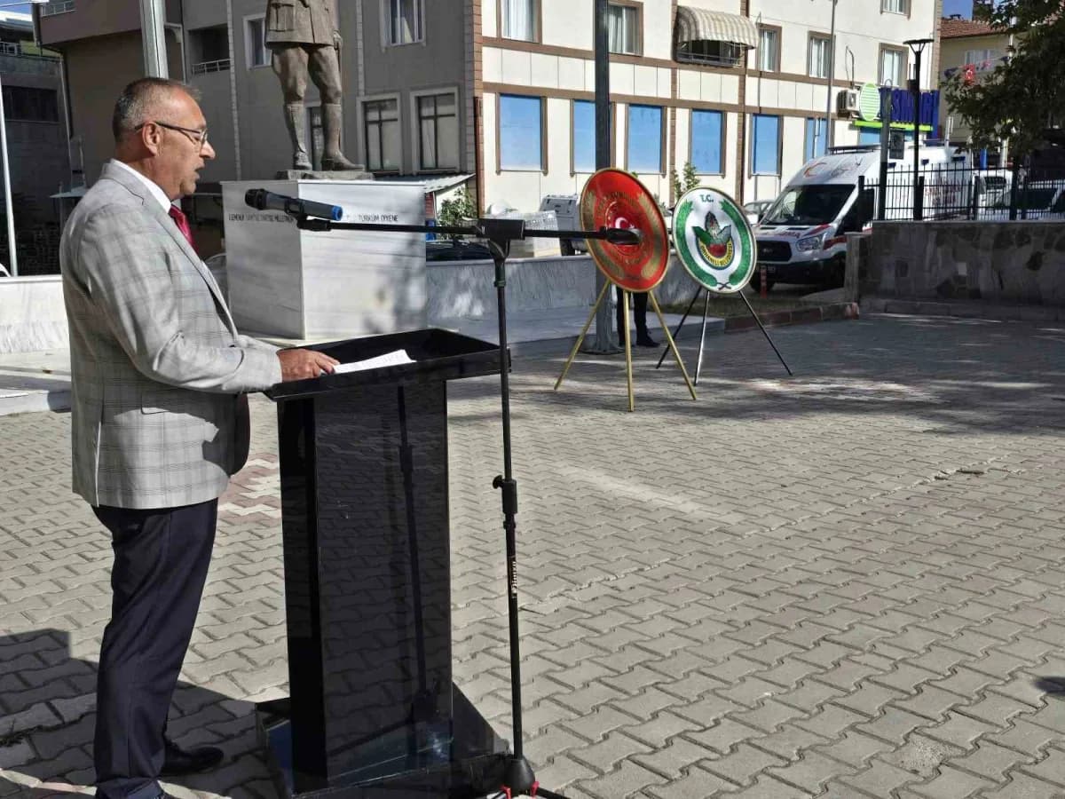Bursa'nın Orhaneli ilçesinde Gaziler günü törenle kutlandı.