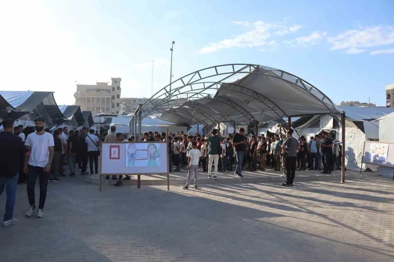 Gazze Şeridi'ndeki yaklaşık 541 bin öğrenci, İsrail'in saldırıları nedeniyle 3 yıl aradan sonra 2026-2027 eğitim öğretim