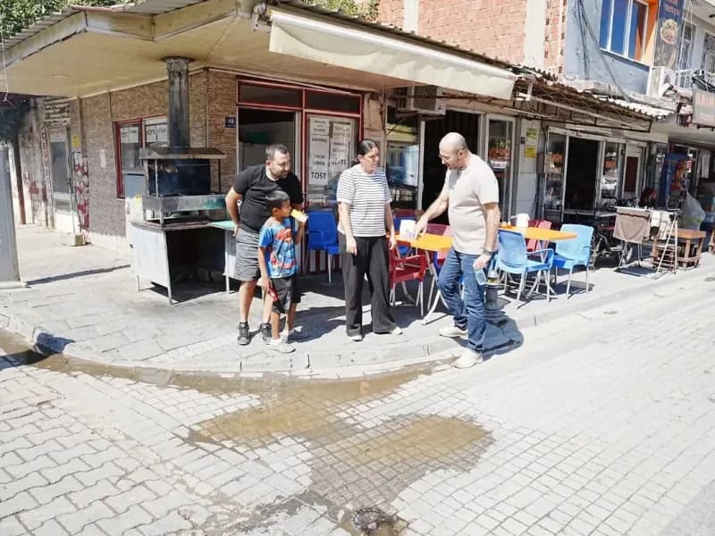 Aydın'ın Germencik ilçesinde 22. Geleneksel İncir Festivali için hazırlıklar sürerken Belediye Başkanı Burak Zencirci, k