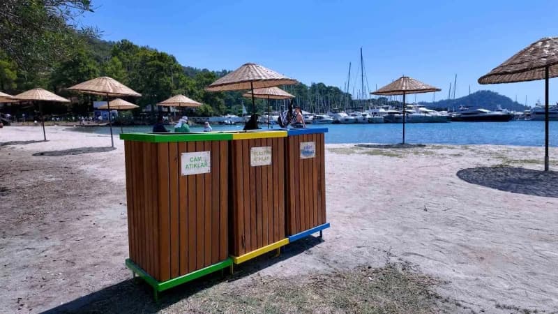 Göcek'te temizlenen plaj vatandaşların hizmetine sunuldu