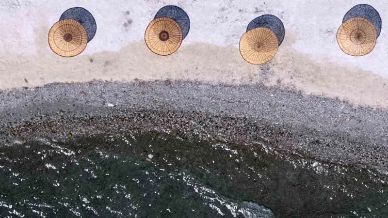Göcek'te temizlenen plaj vatandaşların hizmetine sunuldu