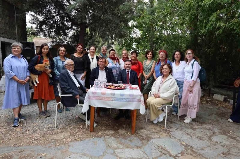 Çanakkale’nin Gökçeada ilçesinde geleneksel el sanatlarının özgün örneklerinden Tokat yazmacılığının yaşatılması ve gele