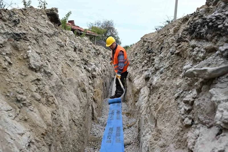 Manisa’nın Gördes ilçesinde yıllardır yaşanan içme suyu sorununu çözmek amacıyla hayata geçirilen 120 milyon TL’lik proj