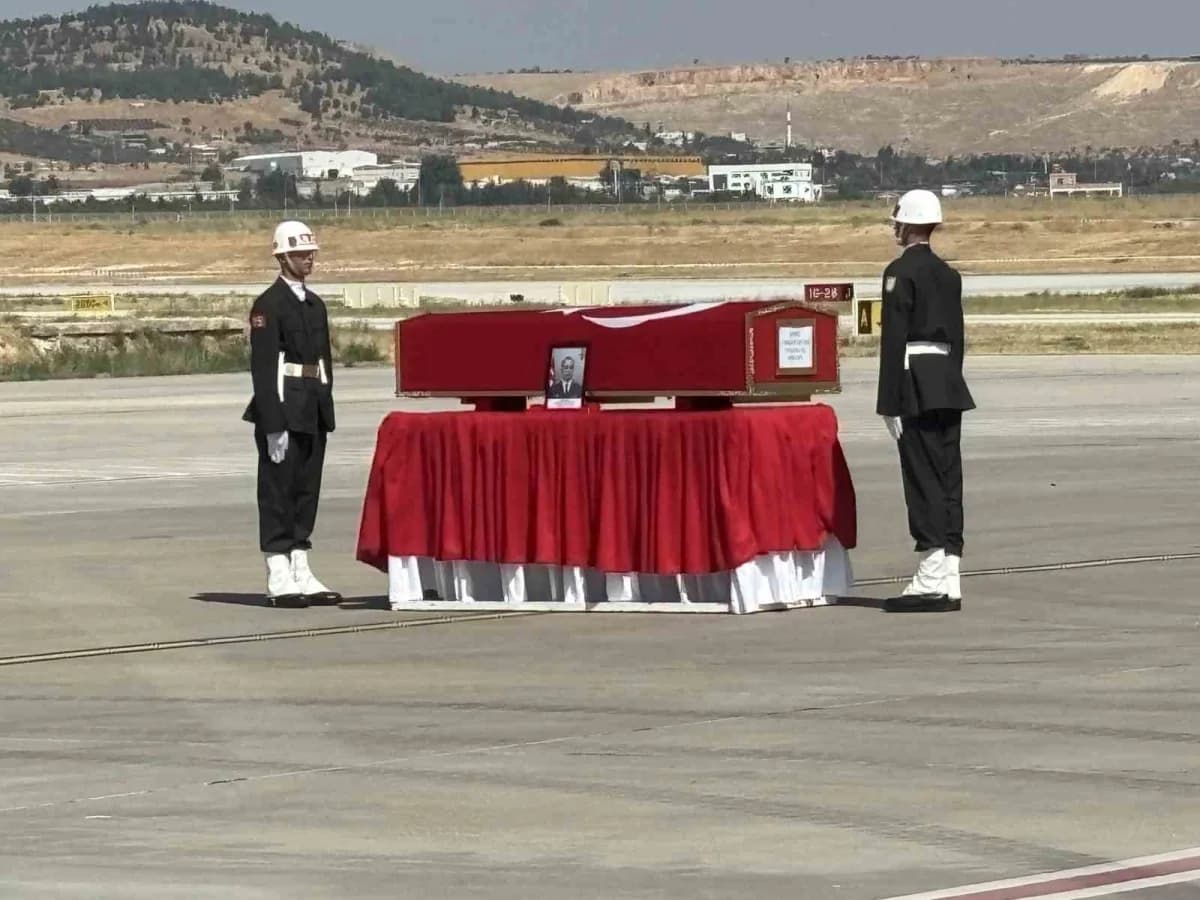 Zeytindalı Harekat Bölgesi'nde görevli Tankçı Uzman Çavuş Coşkun Sevim, görev esnasında rahatsızlanarak şehit oldu. Şehi