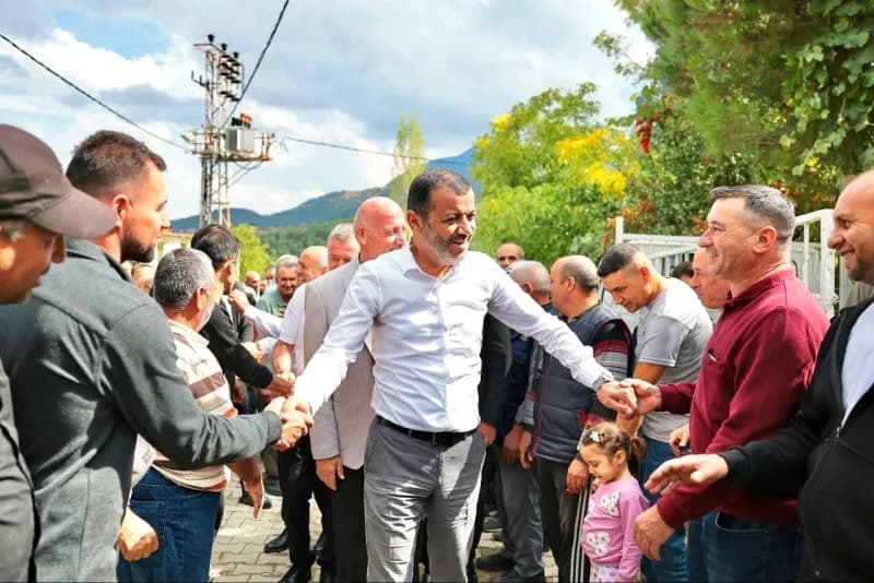 Denizli Büyükşehir Belediyesi, kent genelinde ve kırsal mahallelerde sürdürdüğü ulaşım yatırımları kapsamında, Denizli m
