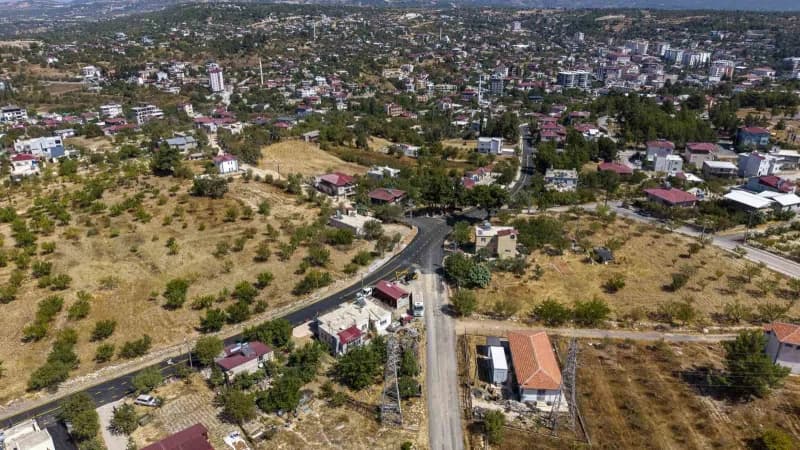 Mersin Gülnar’da 3 mahallenin ortak kullandığı Bulgara Caddesi asfalt yenileme çalışması sonrası görüntüsü