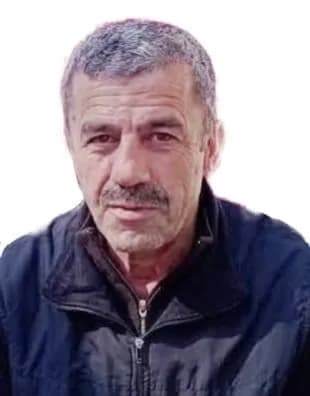 Gümüşhane’de yolun karşısına geçmeye çalışırken otomobilin çarpması sonucu ağır yaralanan Yaşar Dabağ (64), tedavi gördü
