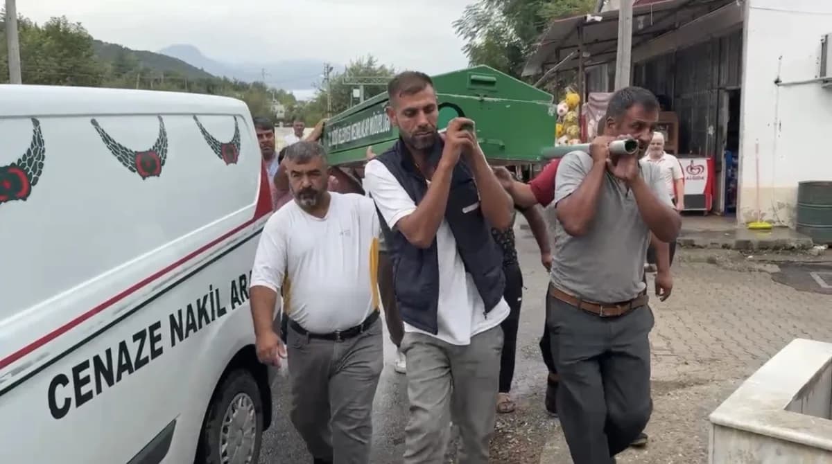Didar f’nin cenazesi, otopsi işlemlerinin ardından Düziçi ilçesindeki Çamiçi Mezarlığı’nda toprağa verildi.