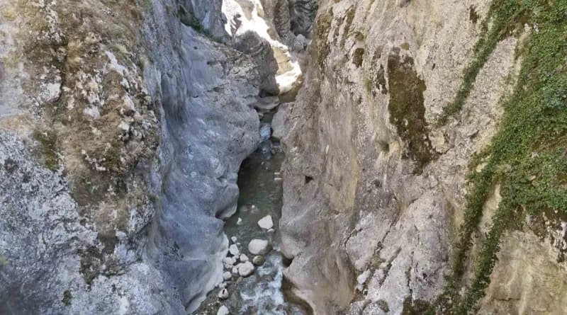 Bilecik'in Yenipazar ilçesi sınırlarında yer alan Harmankaya Kanyonu Tabiat Parkı, sıfır ışık kirliliği ve tescilli kara