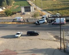Muş Hasköy’de tır ile panelvan aracın çarpıştığı trafik kazası sonrası olay yeri