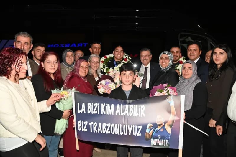 Aldığı madalya sonrası yaptığı açıklamada "Ben Trabzonluyum, Araklılıyım. La bizi kim alabilir? ' ifadelerini kullanması