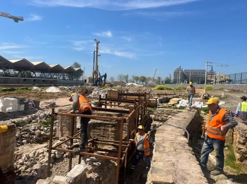 Kültür ve Turizm Bakanı Mehmet Nuri Ersoy, sosyal medya hesabından yaptığı paylaşımda, Haydarpaşa Gar Sahası’nda yürütül