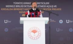 Tarım ve Orman Bakanı İbrahim Yumaklı Erzurum’da hayvancılık destekleri hakkında konuşuyor