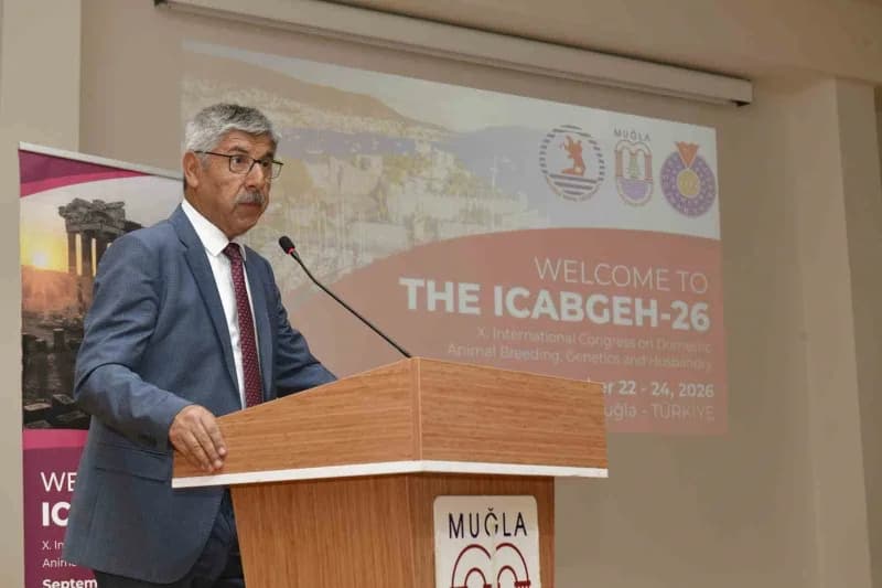 Muğla Sıtkı Koçman Üniversitesi Rektörü Prof. Dr. Turhan Kaçar