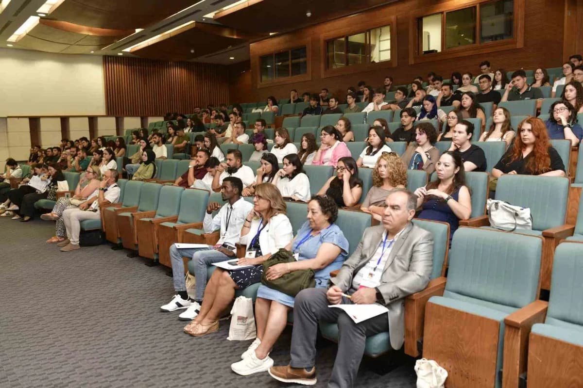 Evcil Hayvan Yetiştiriciliği, Genetiği ve Hayvancılık alanındaki en prestijli uluslararası buluşmalardan biri olan Evcil