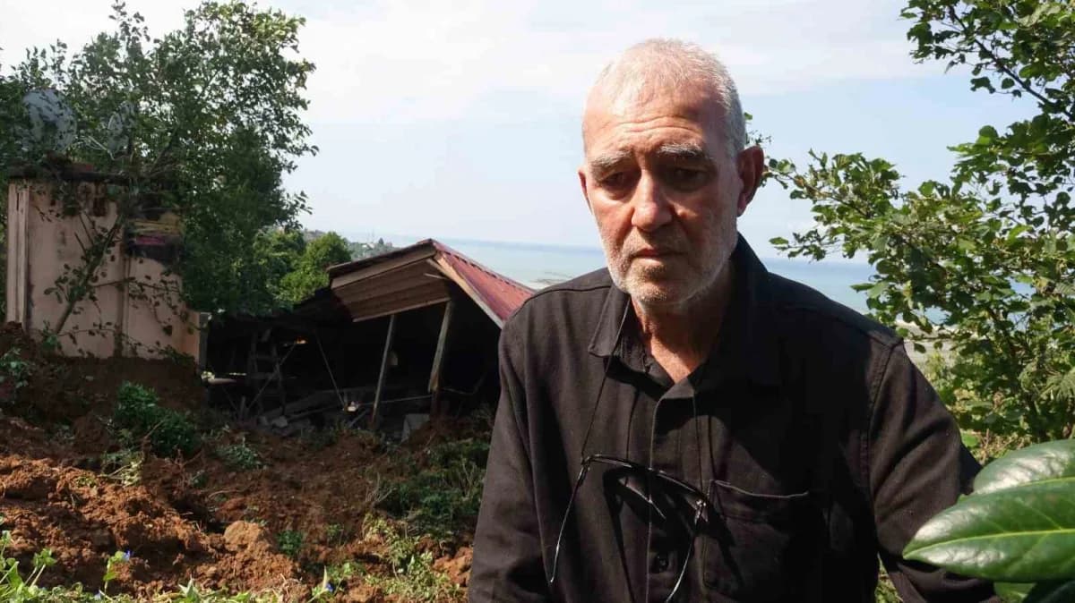 Ev sahibi Günay Pank , haberi aldığı sırada Bursa'da olduğunu ve evde oturan aile için endişelendiğini dile getidi