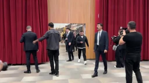 İçişleri Bakanı Mustafa Çiftçi yeni atanan emniyet müdürlerine hitap ederken