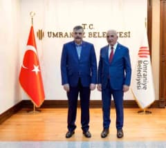 İçişleri Bakanı Mustafa Çiftçi, Ümraniye’de AK Parti ilçe teşkilatı ve belediye yetkilileriyle bir arada