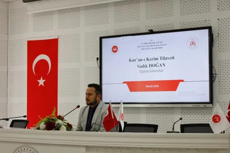 Denizli’de “İdeal Din Görevlisi Nasıl Olmalı?” konferansı düzenlendi
