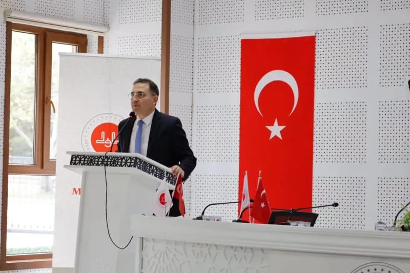 Denizli’de “İdeal Din Görevlisi Nasıl Olmalı?” konferansı düzenlendi