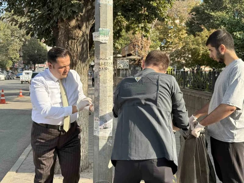 Şehir genelinde temiz ve düzenli bir çevre oluşturulması amacıyla yürütülen çalışmalar, kamu kurumlarının kendi bünyeler