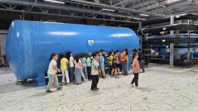 Erzurum’da ilkokul öğrencileri, suyun arıtılma aşamalarını Yerinde görmek ve Su tasarrufu konusunda bilinçlenmek amacıyl