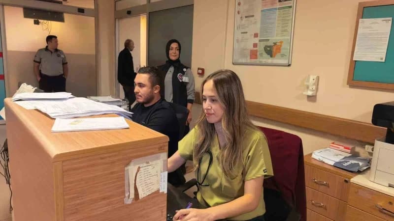 İnegöl Devlet Hastanesi’nde görev yapan Sevinç Demiray ile Ersural Süner’in çocukları, dünyaya geldikleri hastaneye bu k