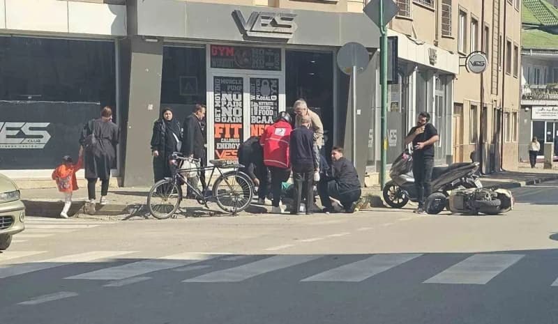 Bursa’nın İnegöl ilçesinde otomobil ile motosikletin çarpışması sonucu meydana gelen kazada motosiklet sürücüsü yaraland