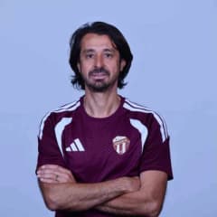 İnegölspor Teknik Direktörü Güven Varol basın toplantısında