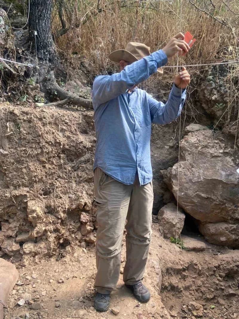 Çanakkale'nin Çan ilçesine bağlı Bahadırlı köyü sınırları içerisinde 2017 yılından bu yana devam eden İnkaya Mağarası Ka