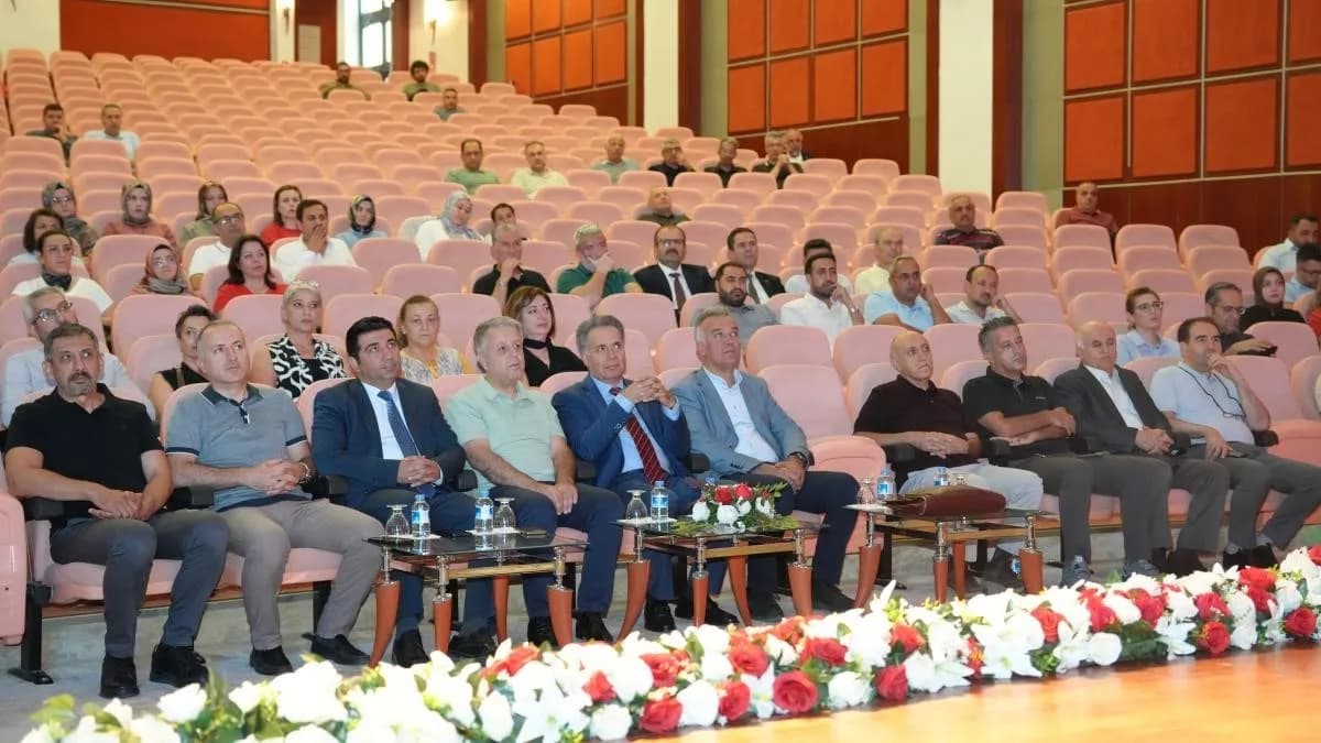 İnönü Üniversitesinde protokol eğitimi sona erdi