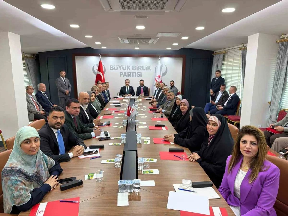 Irak'taki El Hikmet Hareketi'ne mensup milletvekilleri, Ankara ziyaretleri kapsamında Büyük Birlik Partisi (BBP) Genel B