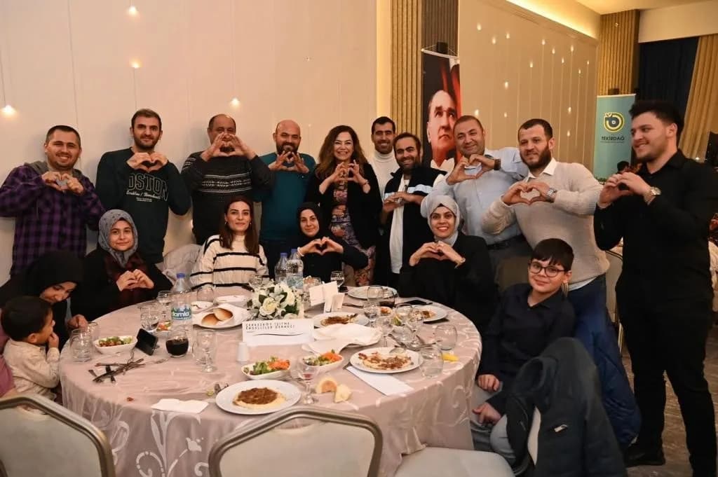 Tekirdağ Büyükşehir Belediyesi işitme engellilere yönelik Türk işaret dili tercümanlığı hizmeti sunuyor