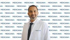 Kulak Burun Boğaz Uzmanı Dr. Zeki Özsoy işitme kaybı hakkında açıklama yapıyor