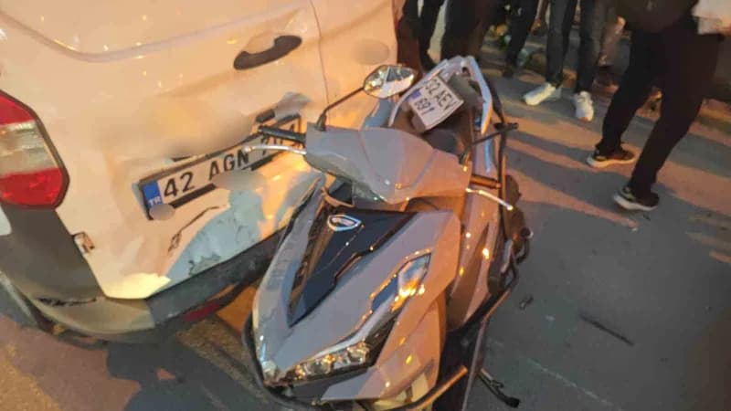 Isparta'da meydana gelen zincirleme trafik kazasında motosiklet sürücüsü yaralandı.