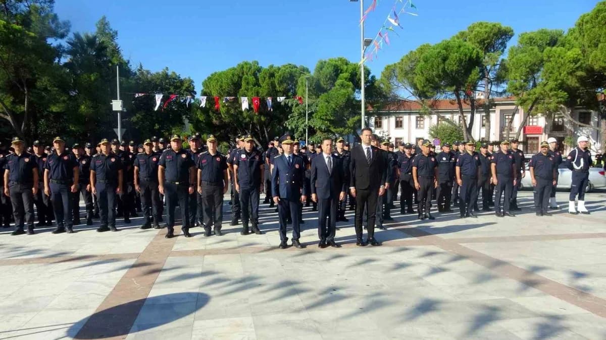 Muğla’da İtfaiye Haftası çelenk sunma töreniyle başladı