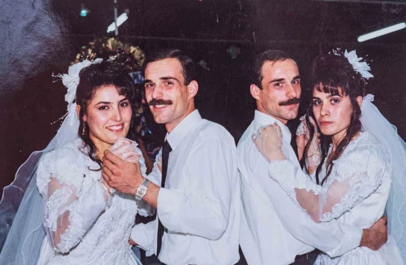 Ahmet ve Mehmet Berber, aynı gün doğdu, aynı gün itfaiyeci oldu, aynı gün evlendi. İki kardeş, 33 yıldır İzmir’in dört b