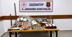 Gaziantep Nurdağı ormanlık alanda jandarma ekipleri izinsiz kazı yapan kişileri yakaladı