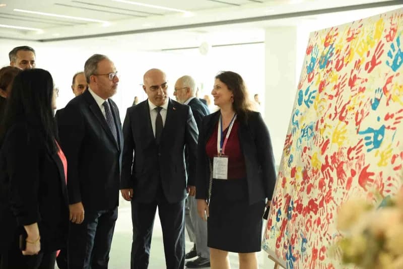 Önceki dönem Gençlik ve Spor Bakanı, AK Parti İzmir Milletvekili ve TBMM Engelli Bireylerin Sorunlarını Araştırma Komisy