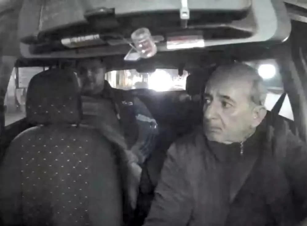 İzmir Konak'ta katledilen taksi şoförü Deniz Örer'in eşi mahkeme sonrası açıklama yapıyor