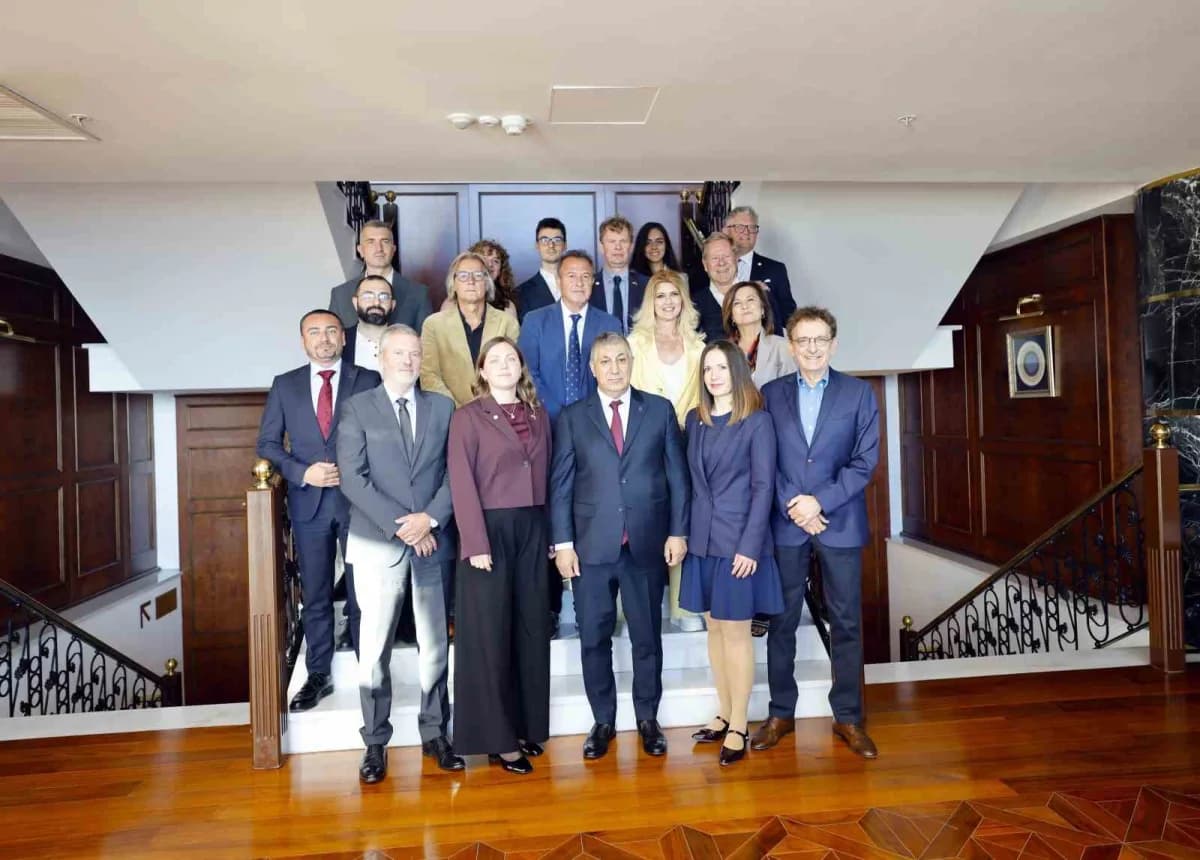 İzmir Ticaret Odası, Norveç Doğu Ticaret ve Sanayi Odası heyetini ağırladı.
