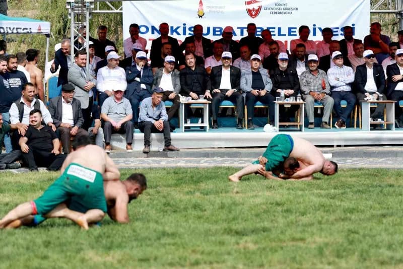 Kahramanmaraş'ta 3. Kertmen Karakucak ve Şalvar Güreşi Festivali, Onikişubat Belediyesi ve Türkiye Geleneksel Güreşler F