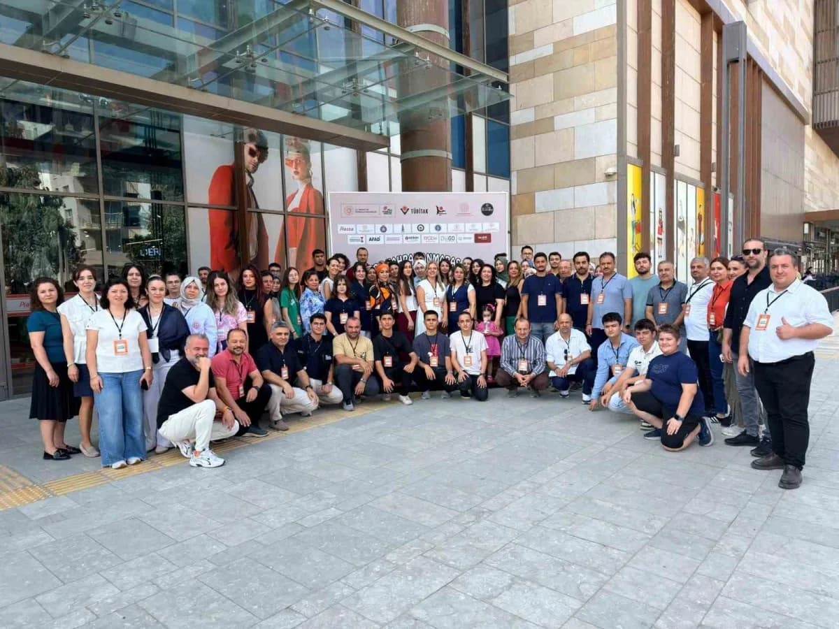 Türkiye genelinde desteklenmeye hak kazanan 19 projeden biri olan BİLİMFEST Kahramanmaraş kapsamında 75 etkileşimli etki