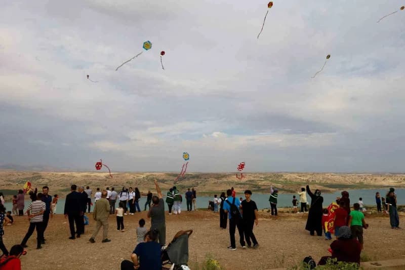 Adıyaman’ın Kahta ilçesinde Filistinli Çocuklara yönelik farkındalık oluşturmak ve Filistin’e destek amacıyla "Uçurtmala