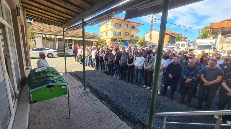 Muhammet Ali Akpürçek (12) için bugün Serdaroğlu köyünde cenaze namazı kılındı.