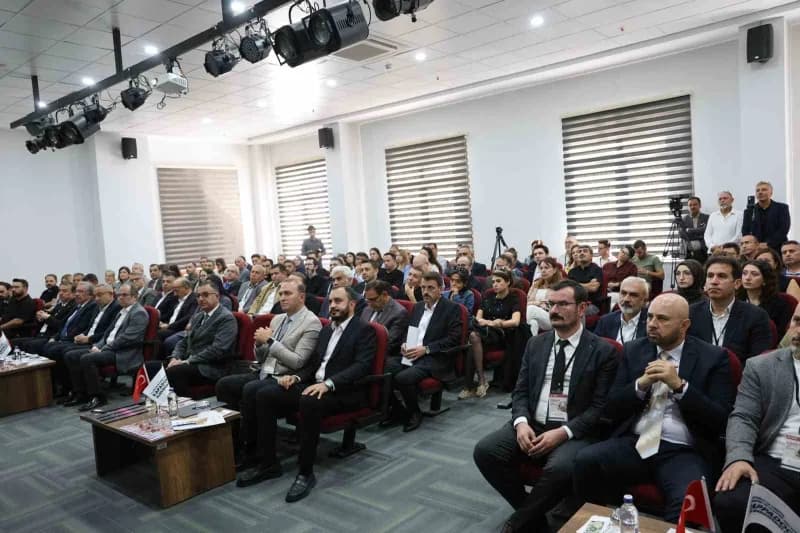 Kapadokya’nın geleceğini planlamak ve bölgenin sürdürülebilir yönetimine yönelik stratejiler belirlemek amacıyla düzenle