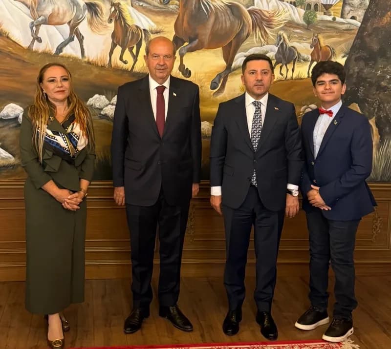 Kapadokya’da uluslararası sağlık ve diplomasi zirvesine katılan protokol üyeleri ve katılımcılar